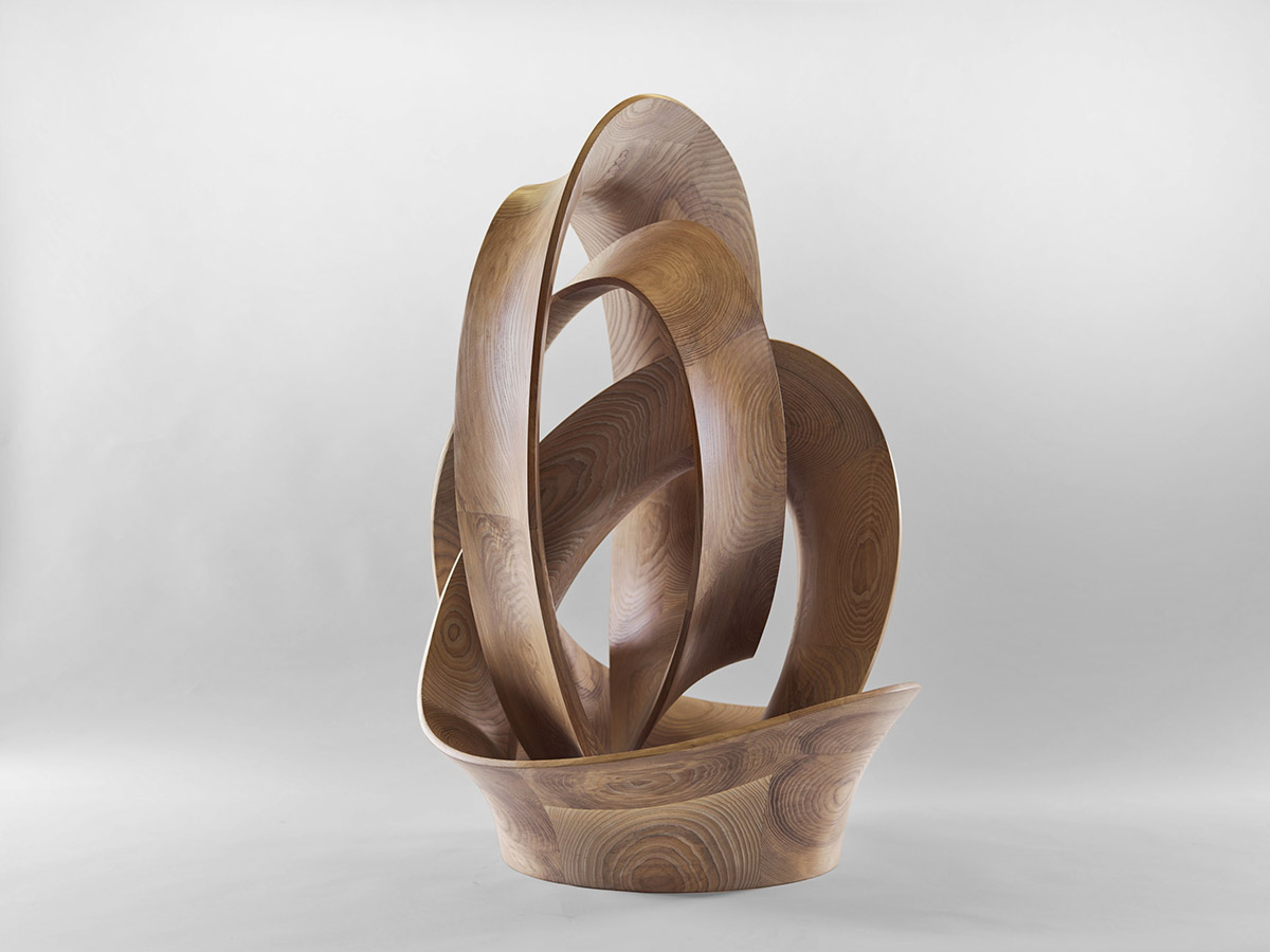 Knot sculpture Helen Chislett