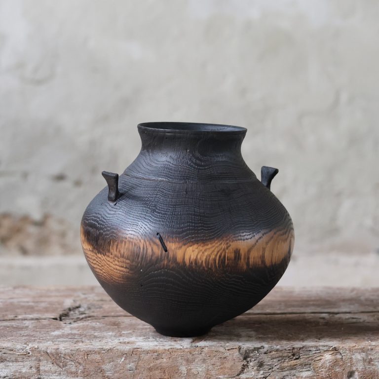 Amphora III